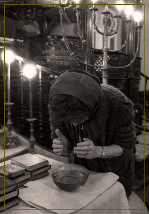 Jewish women's folk ritual