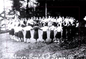 Dancing in the Vineyards 🍇